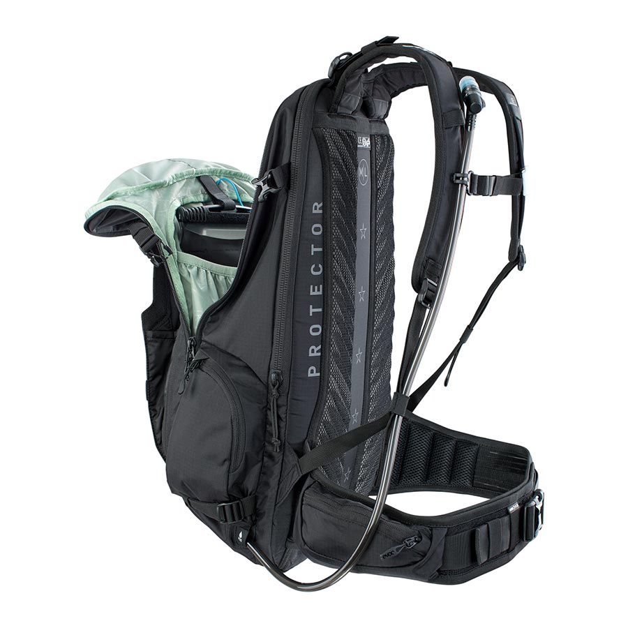 EVOC FR Trail E-Ride Protector 20L ML Backpack