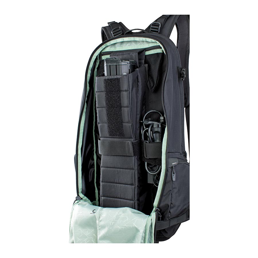 EVOC FR Trail E-Ride Protector 20L ML Backpack